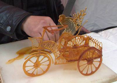 快失傳的藝術(shù):用糖畫畫,小孩排隊(duì)眼饞,會的人已不多